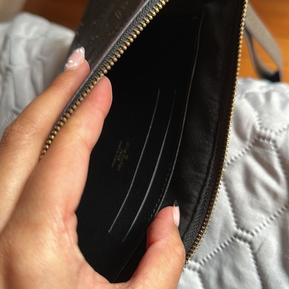 Pouch Wallet - Picture 4 of 5